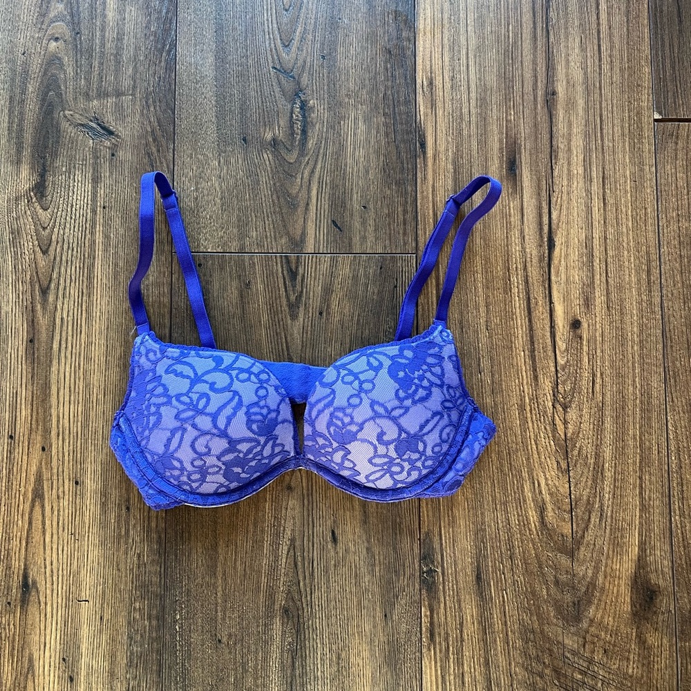 ✨Victoria’s Secret Bra 32B